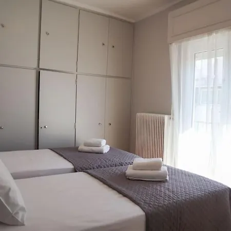 Apartment Floor, Sunny 2bdrm Next To Acropolis