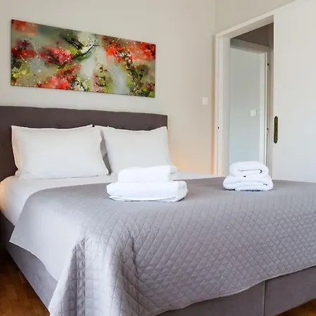 Floor, Sunny 2bdrm Next To Acropolis *